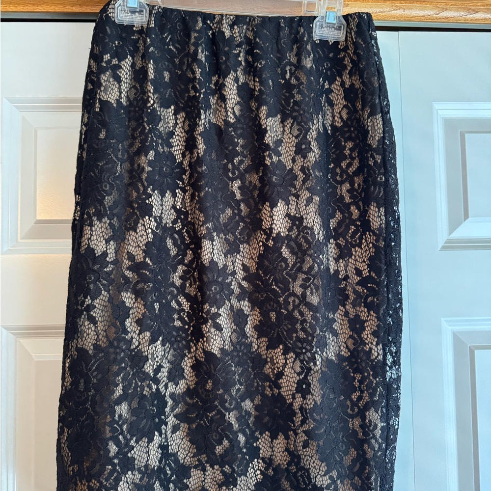 Apt. 9 Black and Tan Elastic Waist Skirt